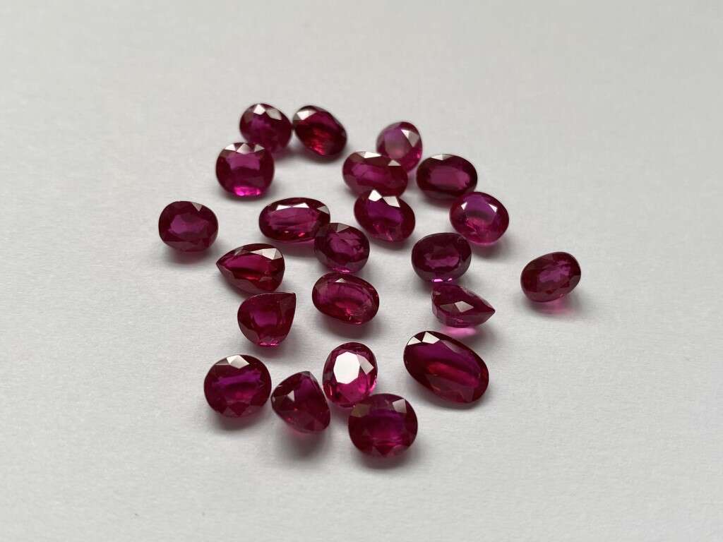 Burma Ruby Mix 1ct Size