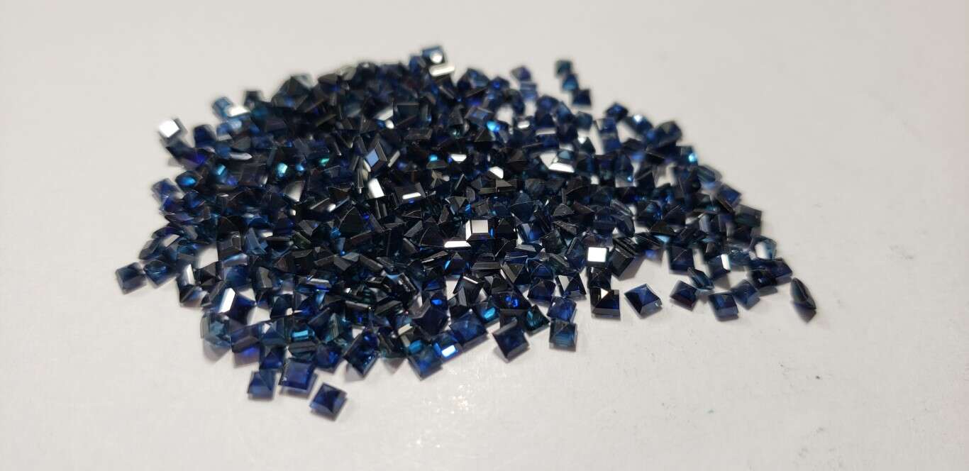 Blue Sapphire Square Cut: 2.5mm - 3mm