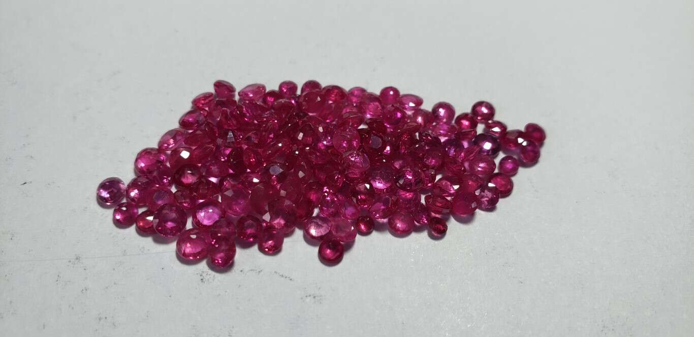 Ruby Round: 3mm - 3.5mm