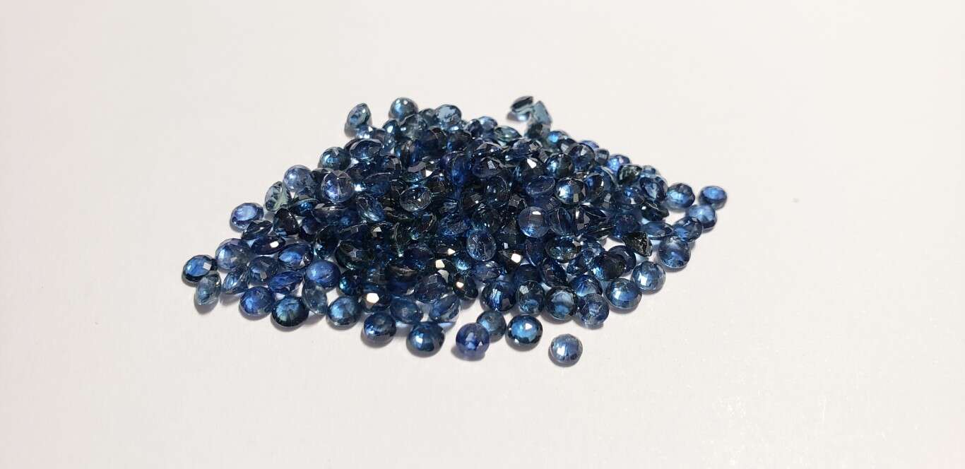 Blue Sapphire Round: 3mm - 3.5mm