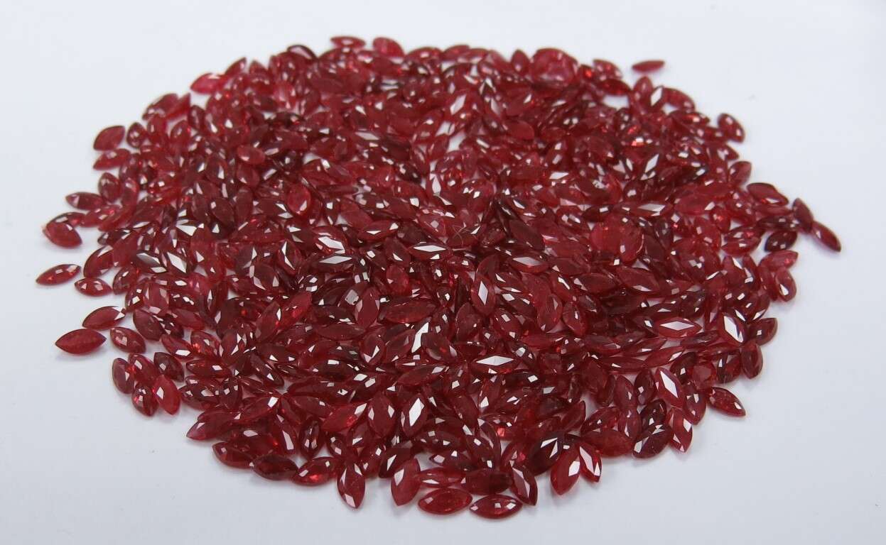 Ruby Marquise: 6mm x 3mm