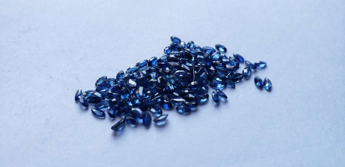 Blue Sapphire Marquise: 3.5mm x 2mm