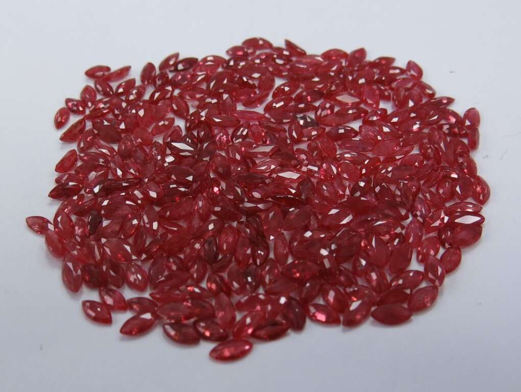 Ruby Marquise: 6mm x 3mm