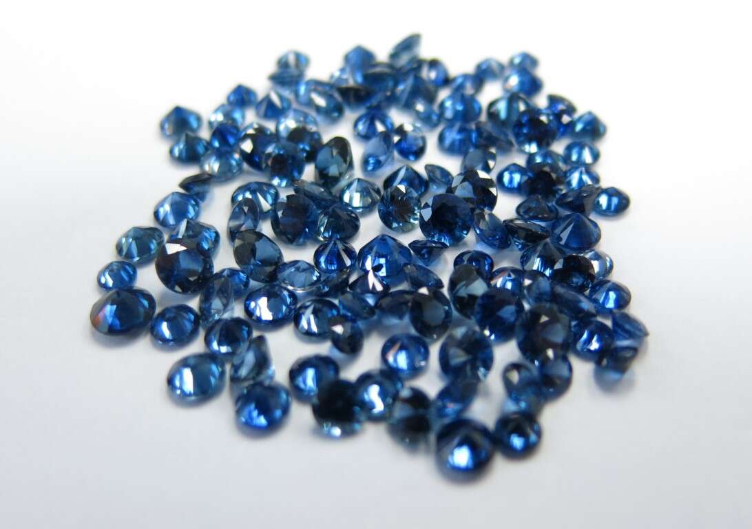 Blue Sapphire Diamond Cut: 4mm - 5mm