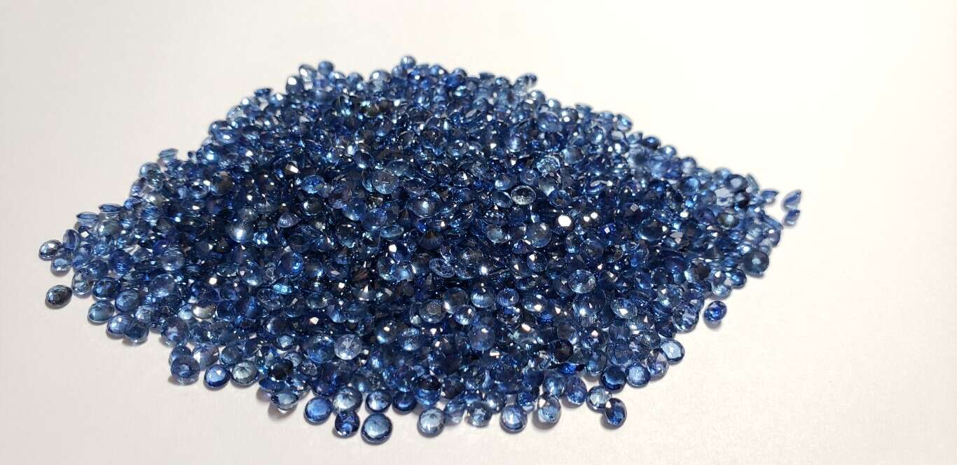 Blue Sapphire Round: 3mm - 3.5mm
