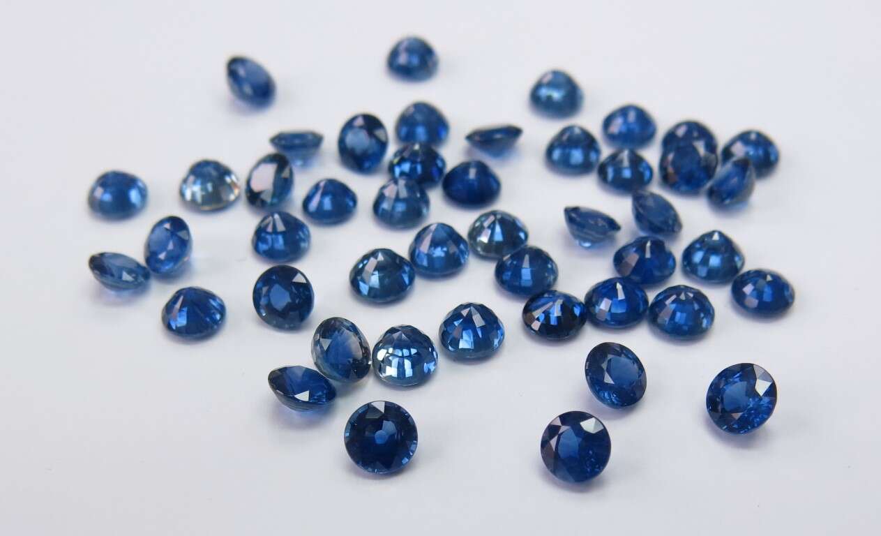 Blue Sapphire Round: 5.5mm