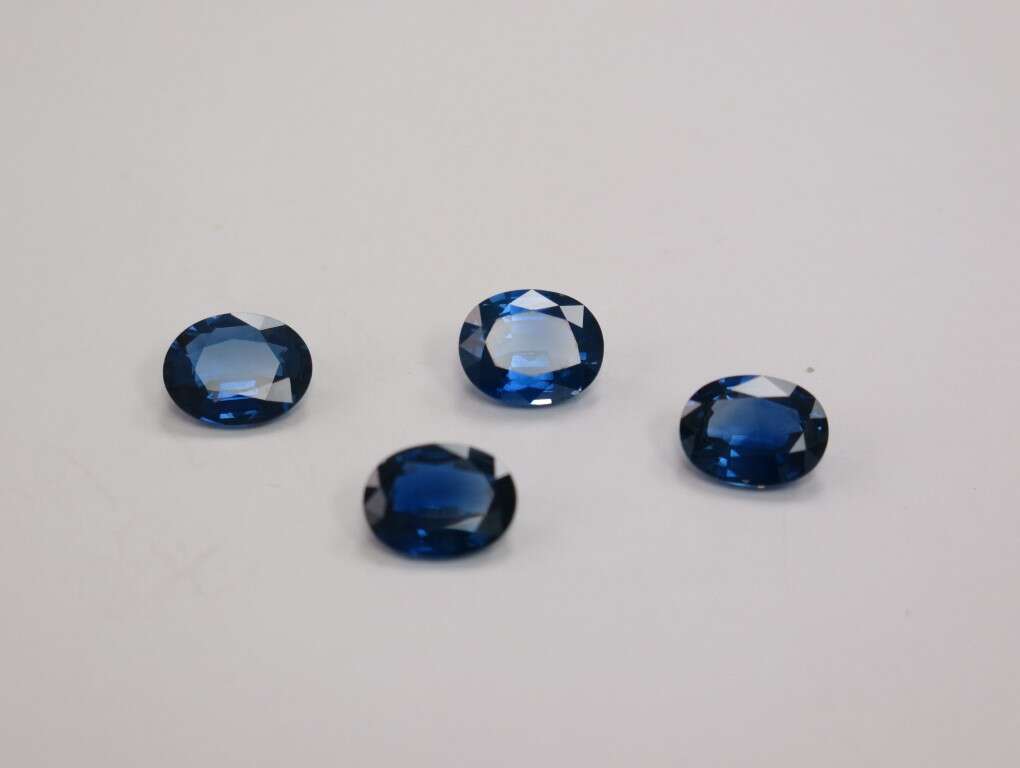 Blue Sapphire-Oval: 10mm x 8mm