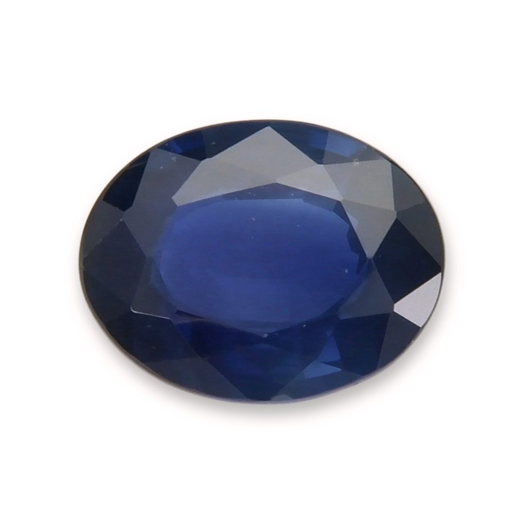 Sapphire Oval: 1.70ct