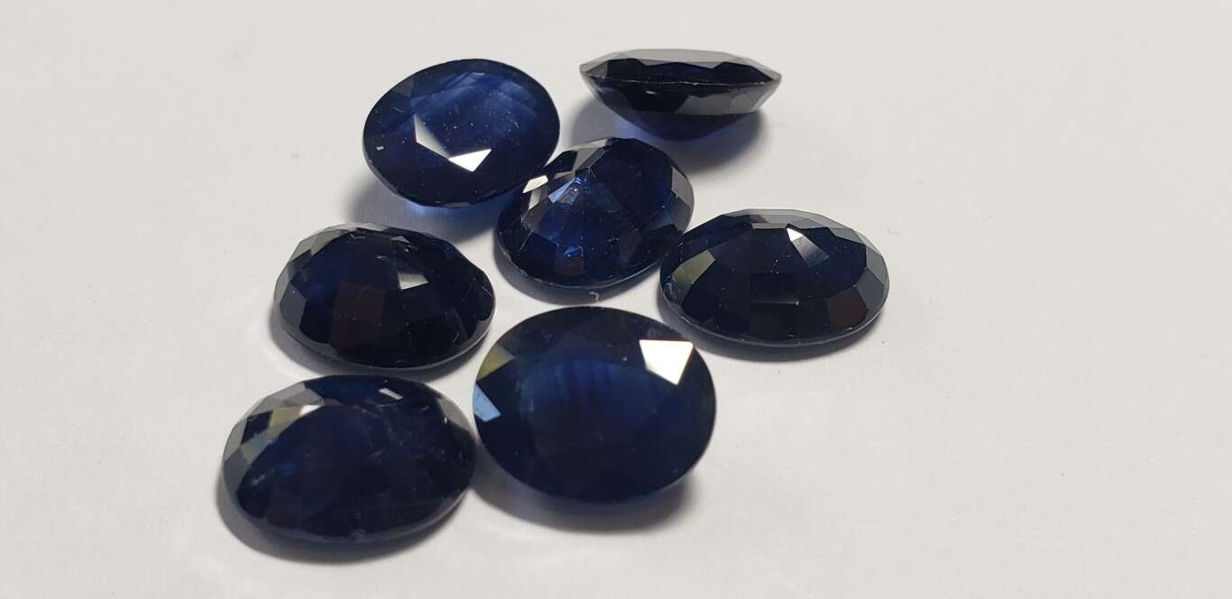 Blue Sapphire-Oval: 12mm x 10mm