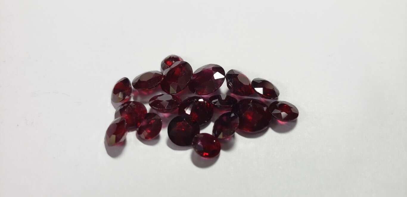 Ruby Round: 6mm - 9mm