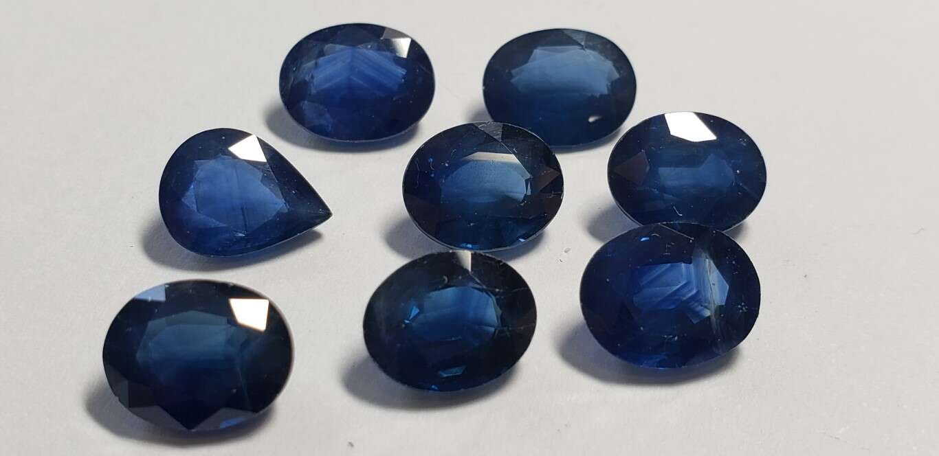 Blue Sapphire-Oval: 10mm x 8mm