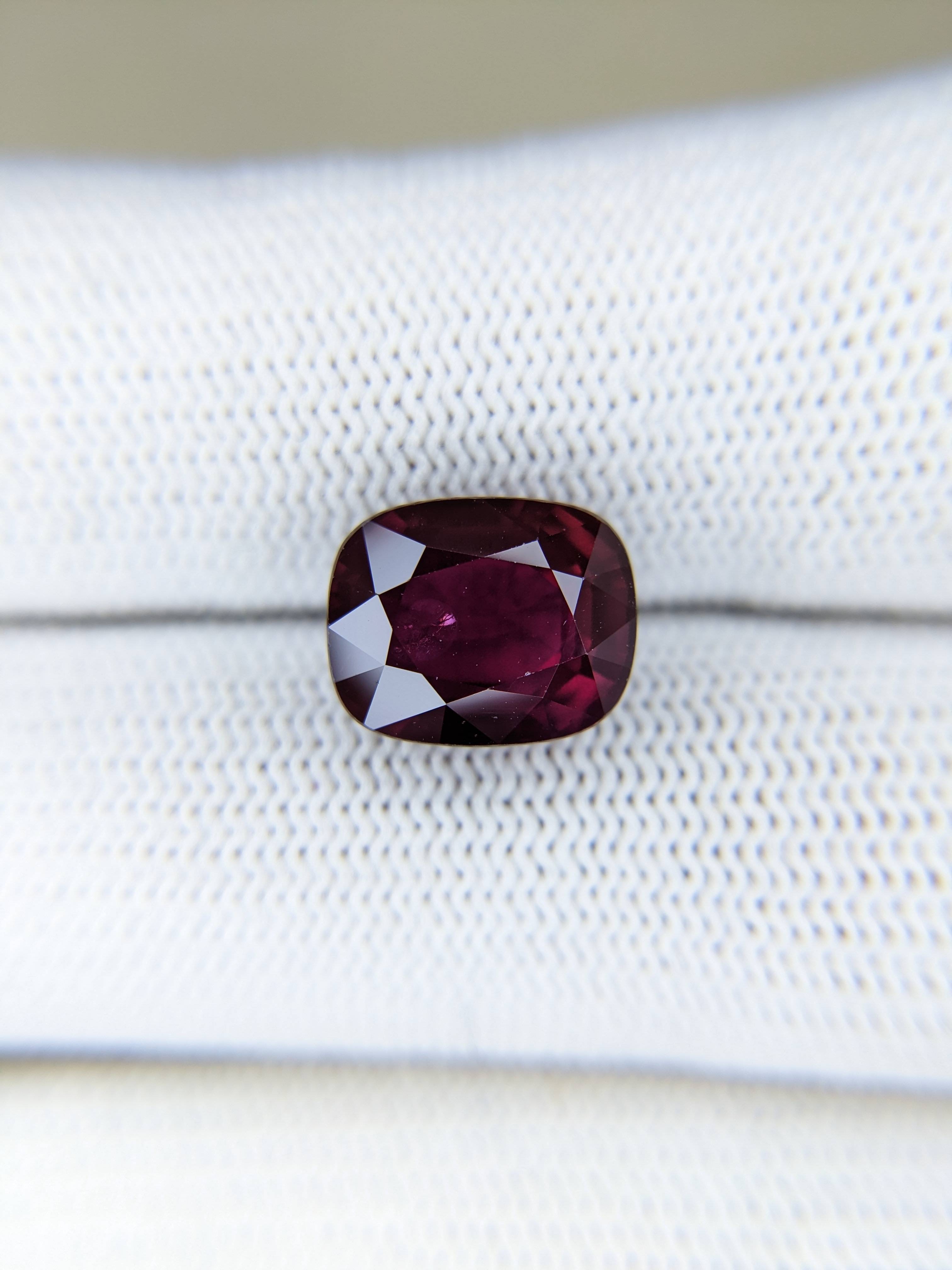 Ruby Cushion: 7.01ct