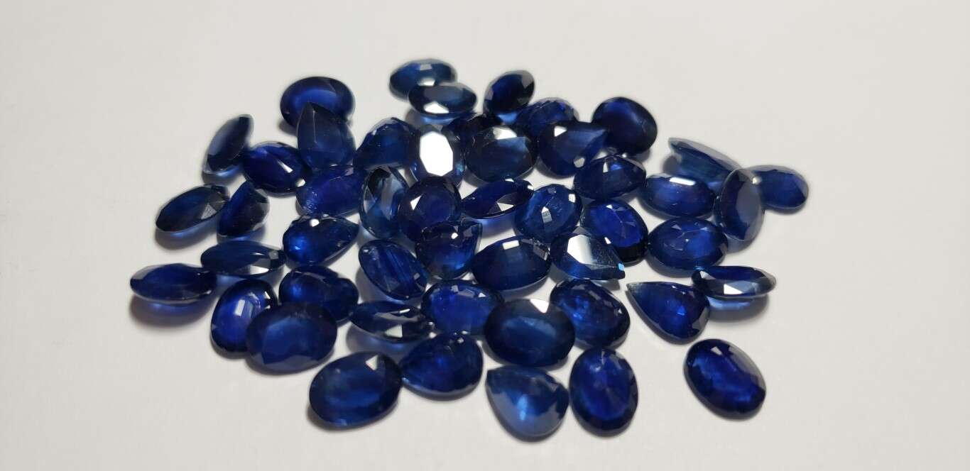 Blue Sapphire Oval: 8mm x 6mm