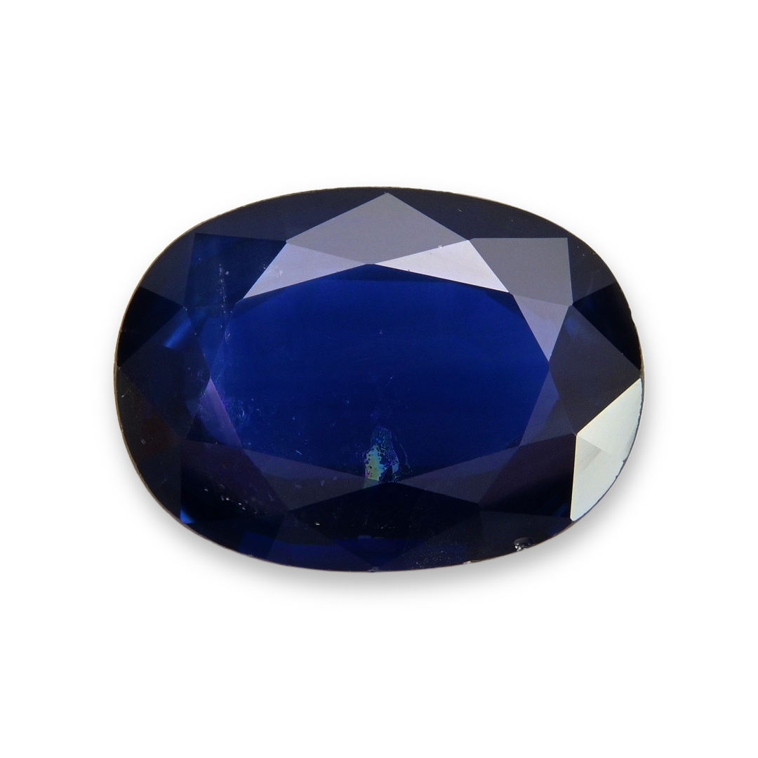 Sapphire Oval: 3.34ct