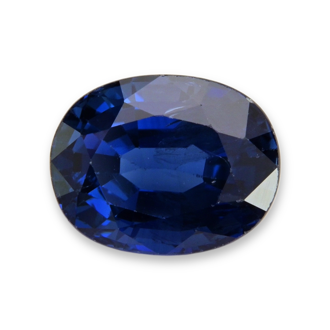 Sapphire Oval: 2.75ct
