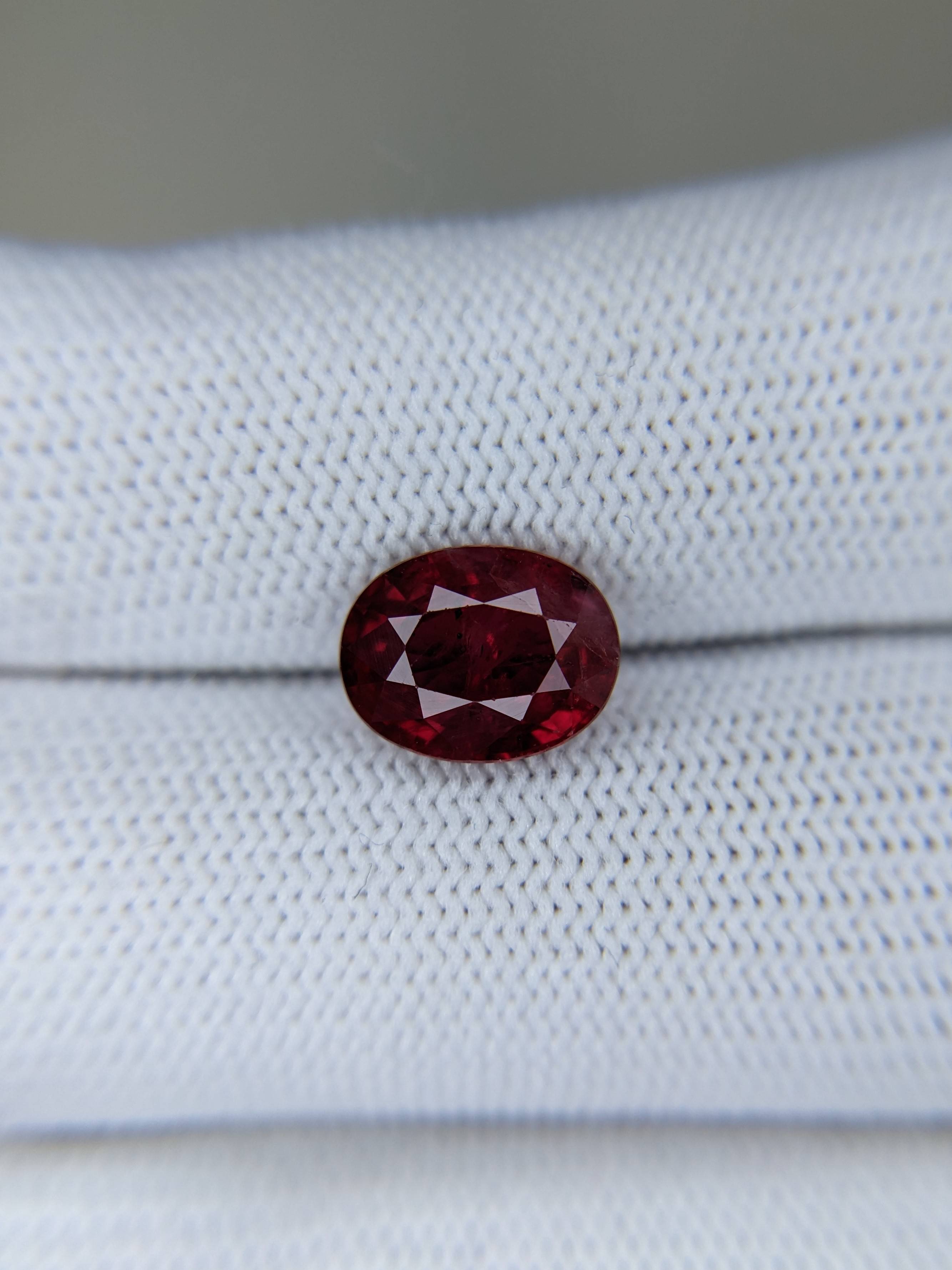 Ruby Oval: 3.17ct
