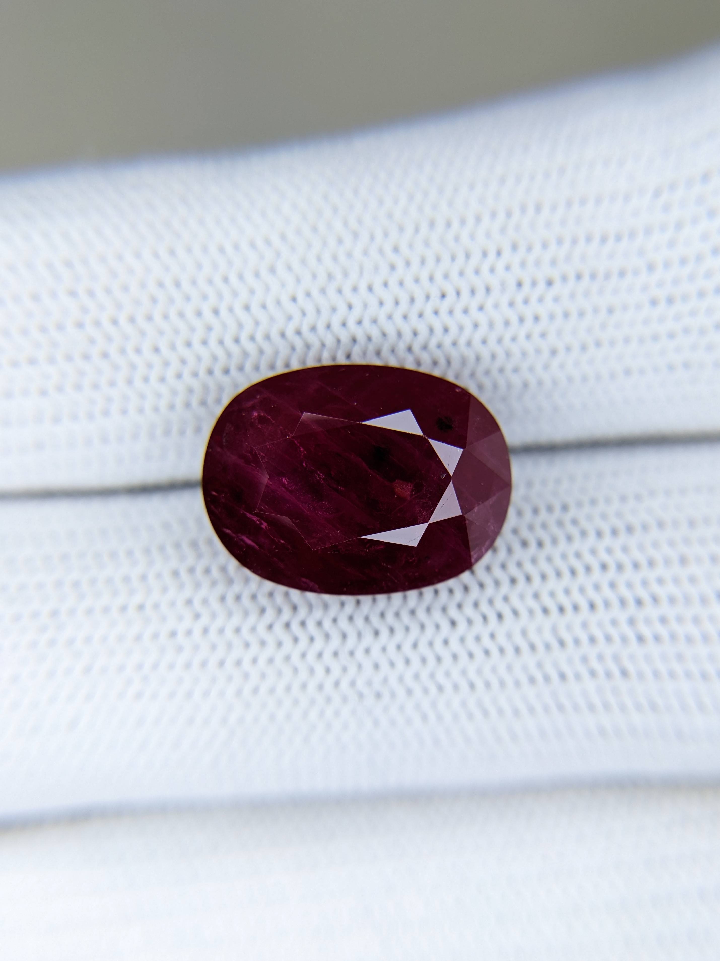 Ruby Oval: 9.21ct