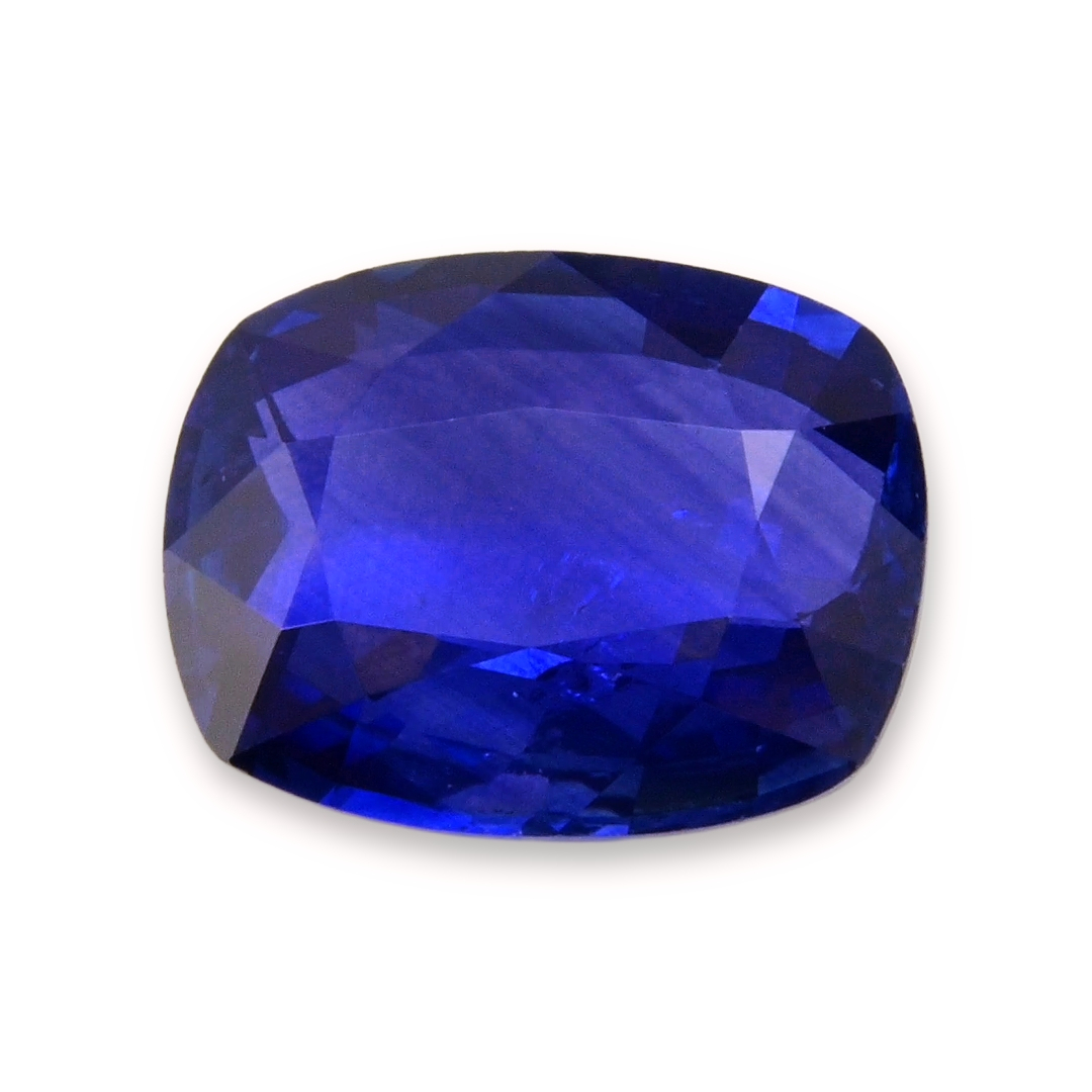 Sapphire Cushion: 2.91ct