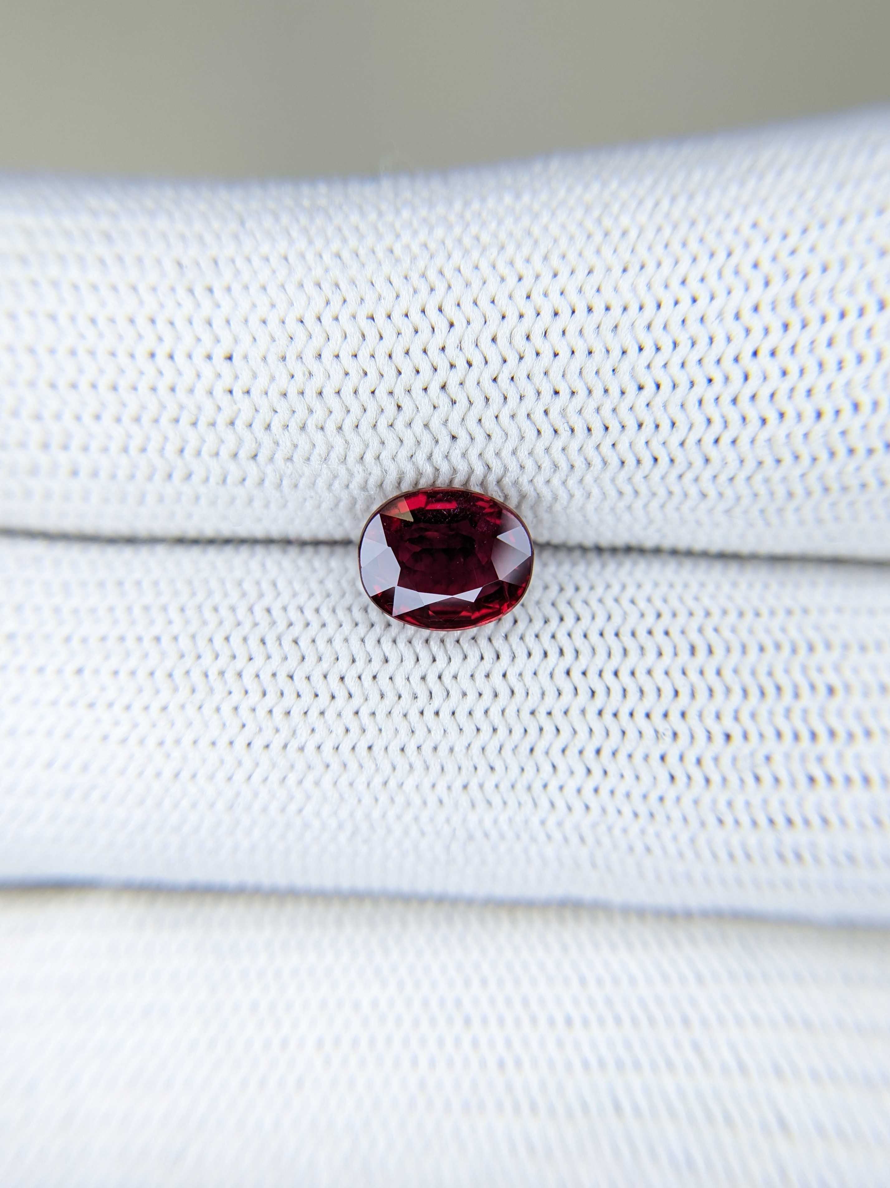 Ruby Oval: 2.02ct