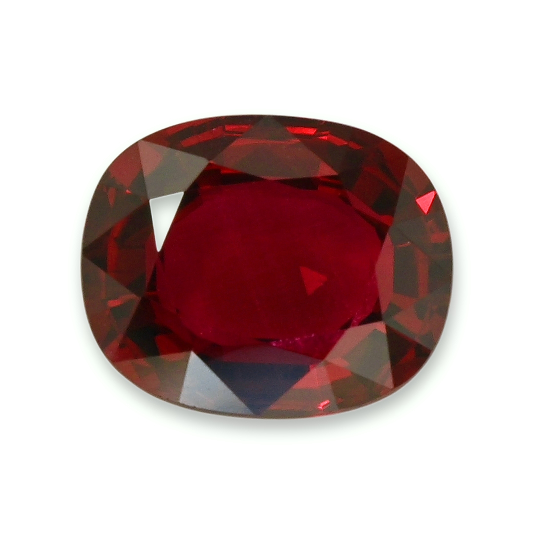 Ruby Cushion : 4.04ct