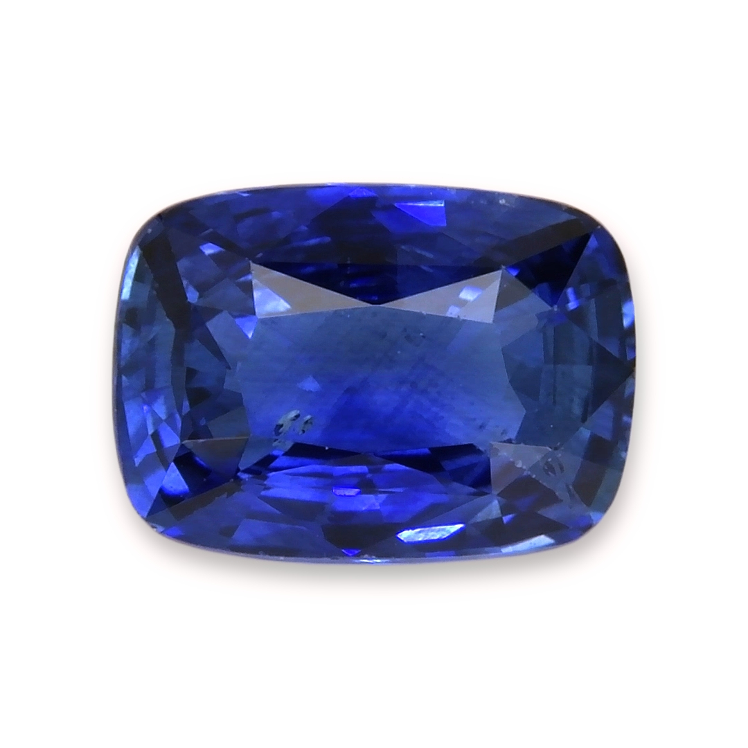 Sapphire Cushion: 2.62ct