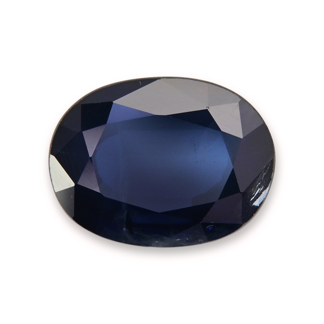 Sapphire Oval: 4.71ct