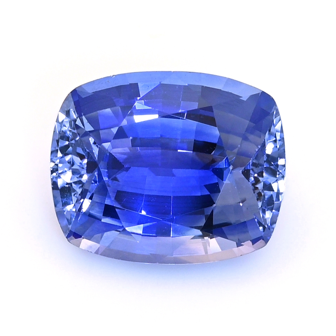 Sapphire Cushion: 4.20ct